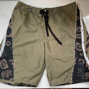 Vintage Lost Mayhem Board Shorts Skulls Y2K Size 33
